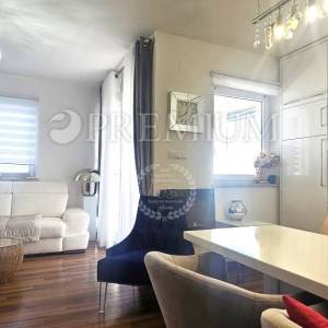 Šilo, apartman na mirnoj lokaciji s bazenom!