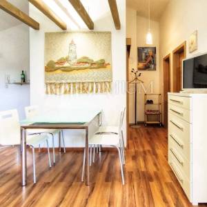 Šilo, prodaja jednosobnog apartmana, 300 m od mora!