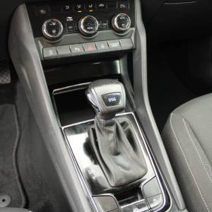 Škoda Karoq 1.5 TSi DSG *NAVIGACIJA, LED, KAMERA*