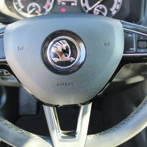 Škoda Karoq 1.6 TDi *LED, NAVIGACIJA, KAMERA*
