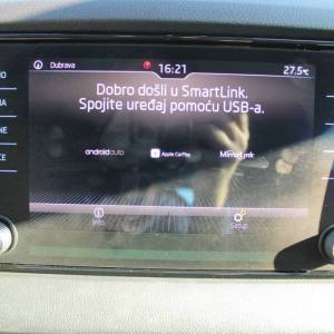 Škoda Karoq 1.6 TDi *LED, NAVIGACIJA, KAMERA*