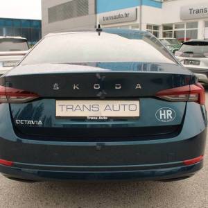 Škoda Octavia 1.5 TSi *LED,NAVIGACIJA,KAMERA*
