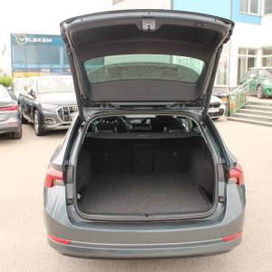 Škoda Octavia Combi 1.4 TSi IV PHEV Style AUTOMATIK *LED, NAVIGACIJA, KAMERA*