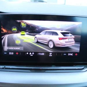 Škoda Octavia Combi 2.0 TDi DSG *LED, VIRTUAL*