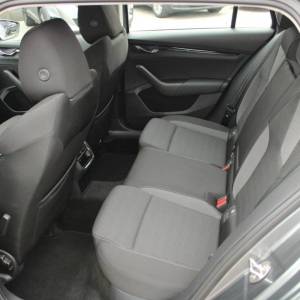 Škoda Octavia Combi 2.0 TDi DSG *LED, NAVIGACIJA, KAMERA*