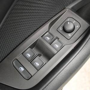 Škoda Octavia Combi 2.0 TDi DSG *LED, NAVIGACIJA, KAMERA*