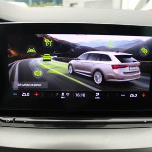 Škoda Octavia Combi 2.0 TDi DSG *LED,NAVIGACIJA*