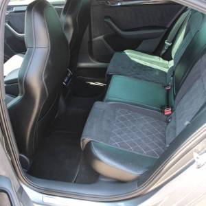 Škoda Superb 2.0 TDI DSG 4x4 200ks Sportline