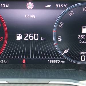 Škoda Superb 2.0 TDI DSG 4x4 200ks Sportline