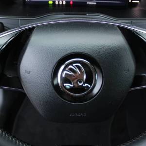Škoda Superb Combi 2.0 TDi DSG *LED, NAVIGACIJA, KAMERA*