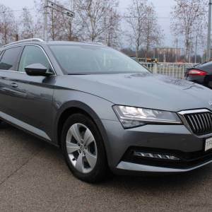 Škoda Superb Combi 2.0 TDi DSG *LED, NAVIGACIJA, KAMERA*