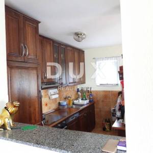 ŠKURINJE - TIBLJAŠI - kuća sa pogledom na more 200m2 + okoliš 300m2
