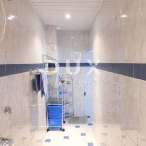 ŠKURINJE - TIBLJAŠI - kuća sa pogledom na more 200m2 + okoliš 300m2