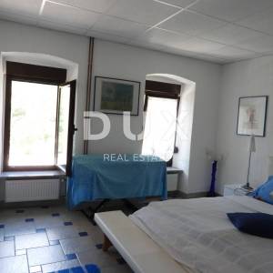 ŠKURINJE - TIBLJAŠI - kuća sa pogledom na more 200m2 + okoliš 300m2
