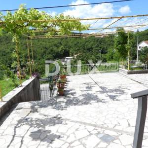 ŠKURINJE - TIBLJAŠI - kuća sa pogledom na more 200m2 + okoliš 300m2
