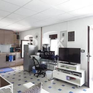 ŠKURINJE - TIBLJAŠI - kuća sa pogledom na more 200m2 + okoliš 300m2