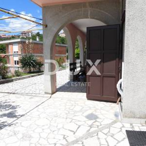 ŠKURINJE - TIBLJAŠI - kuća sa pogledom na more 200m2 + okoliš 300m2