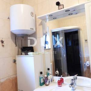 ŠKURINJE - TIBLJAŠI - kuća sa pogledom na more 200m2 + okoliš 300m2
