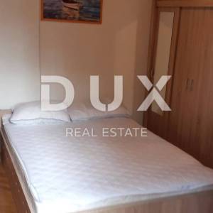 SMOKVICA - kuća s 4 apartmana drugi red do mora (50m), garaža 