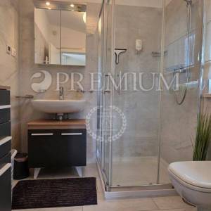 Soline, apartman, samo 100 metara od mora!