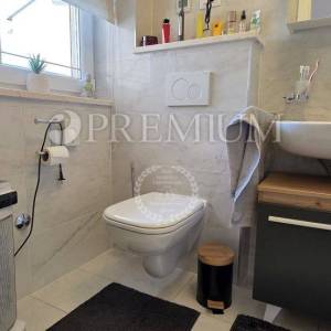 Soline, apartman, samo 100 metara od mora!