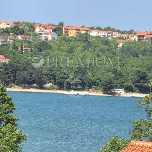 Soline, apartman, samo 100 metara od mora!