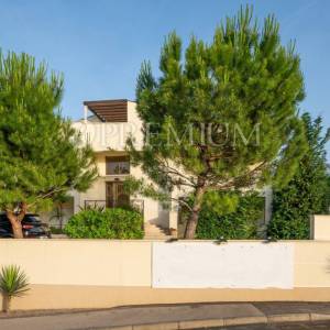 Soline, luksuzan apartman, 100 m od mora!