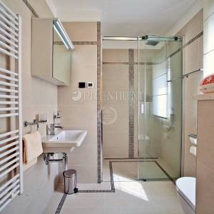 Soline, luksuzan apartman, 100 m od mora!