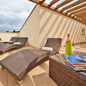 Soline, luksuzan apartman, 100 m od mora!