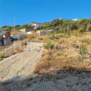 Šolta, Donje Selo, Krušica Donja zemljište 500 m2