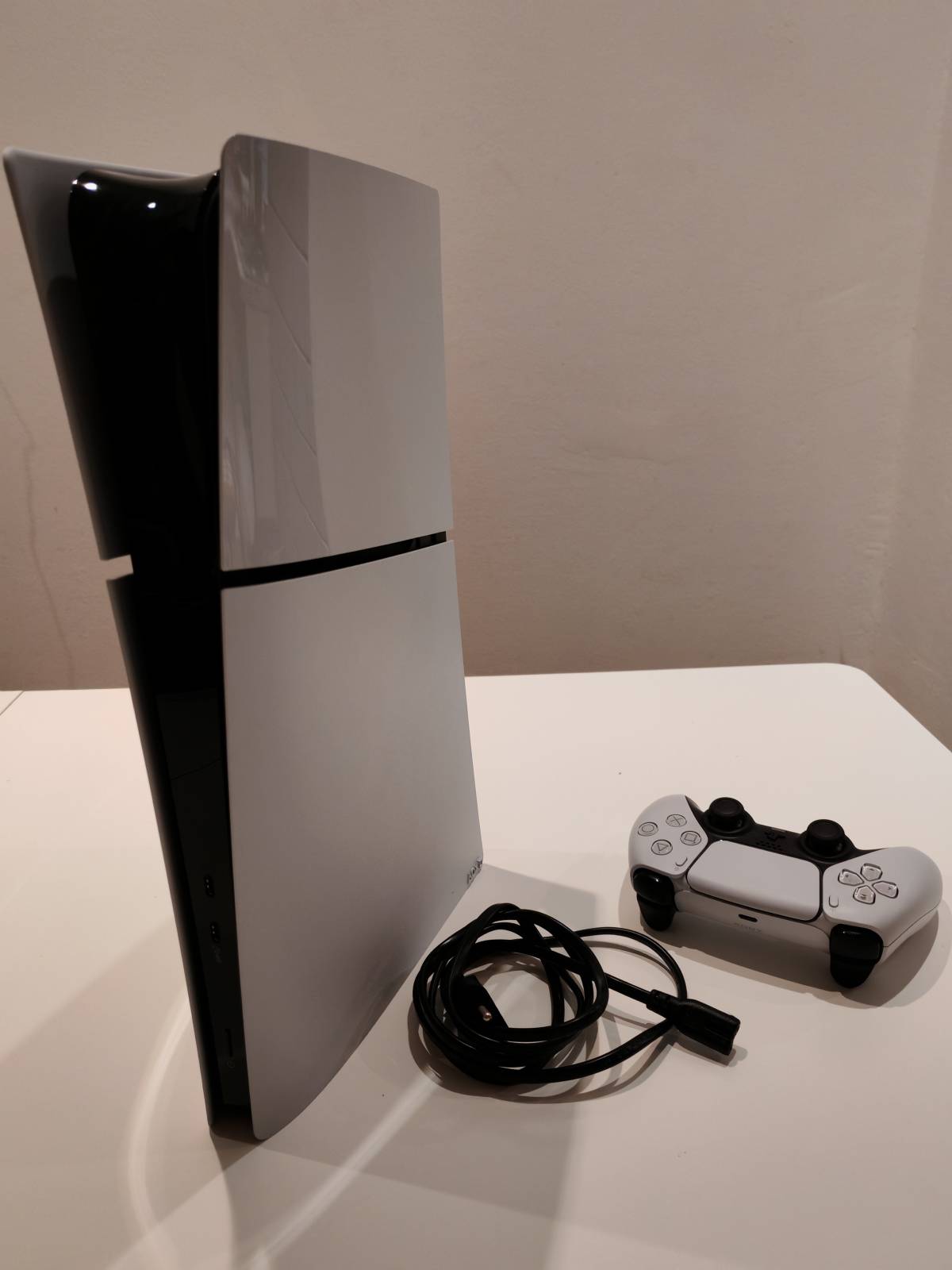 Sony PlayStation 5 Dual Slim