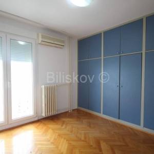 Split Blatine, prodaja komforan 2soban stan otvoren pogled 
