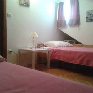 Split Bol, najam, pogled na Marjan i grad