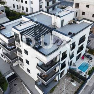 SPLIT, KAŠTEL GOMILICA - Vrhunski penthouse s prekrasnim pogledom na more!