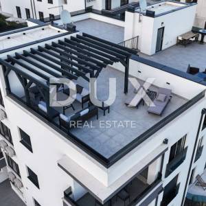 SPLIT, KAŠTEL GOMILICA - Vrhunski penthouse s prekrasnim pogledom na more!