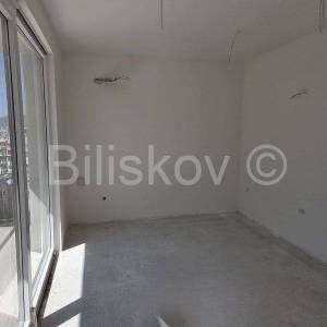 Split, Kila, 2 stana u novogradnji roh bau
