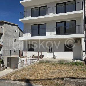 Split, Kila, 2 stana u novogradnji roh bau