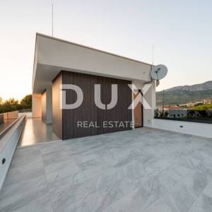 SPLIT, PODSTRANA - Luksuzna vila s prekrasnim pogledom