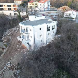 SRDOČI- 1.kat stan 59,5m2 DB+2S s terasom