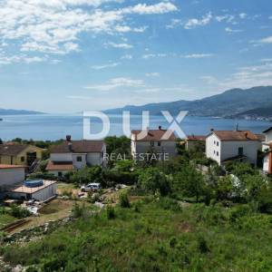 SRDOČI, MARTINKOVAC- građevinsko zemljište 2400m2 s LOKACIJSKOM DOZVOLOM! i pogledom na more 