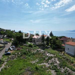 SRDOČI, MARTINKOVAC- građevinsko zemljište 2400m2 s LOKACIJSKOM DOZVOLOM! i pogledom na more 