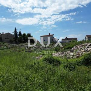 SRDOČI, MARTINKOVAC- građevinsko zemljište 850m2 S LOKACIJSKOM DOZVOLOM!!! s pogledom na more 
