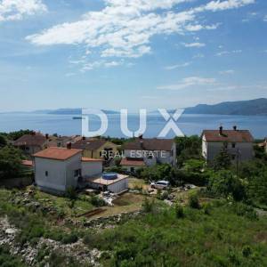 SRDOČI, MARTINKOVAC- građevinsko zemljište 850m2 S LOKACIJSKOM DOZVOLOM!!! s pogledom na more 