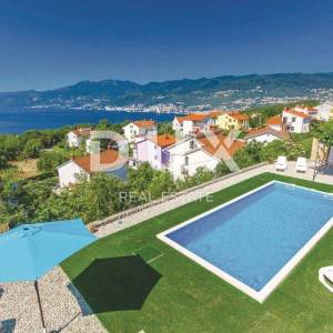 SRDOČI, MARTINKOVAC - kuća s bazenom i panoramskim pogledom na more