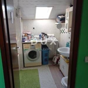 SRDOČI, RIJEKA - 2-sobni stan s dnevnim boravkom