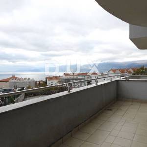 SRDOČI- stan 140m2 DB+3S s panoramskim pogledom na more + okućnica 175m2 za najam