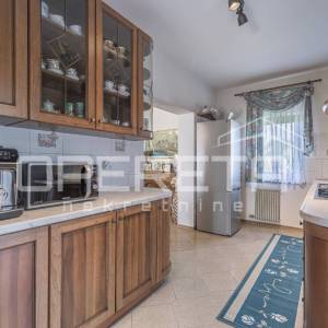 Središnja Istra-funkcionalna kuća na prostranom imanju od 3.500 m²
