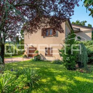 Središnja Istra-funkcionalna kuća na prostranom imanju od 3.500 m²
