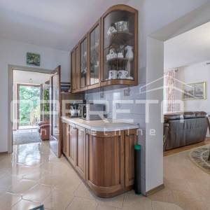 Središnja Istra-funkcionalna kuća na prostranom imanju od 3.500 m²
