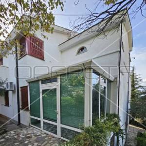 STAMBENA VILA S OTVORENIM POGLEDOM NA MORE, KLENOVICA, NOVI VINODOLSKI